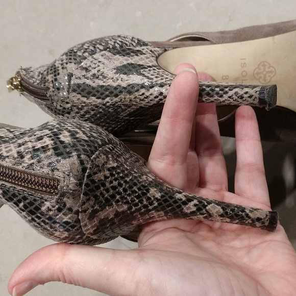 Isola Lace Up Peep Toe Heels Size 8 - Picture 8 of 9